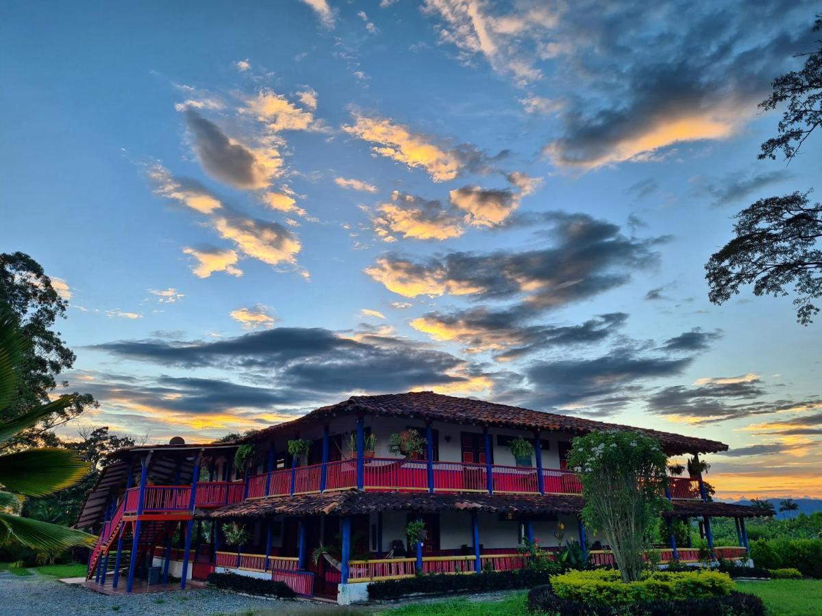 El Percal Hacienda Hotel 몬테네그로 외부 사진