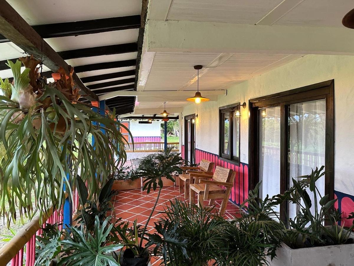 El Percal Hacienda Hotel 몬테네그로 외부 사진