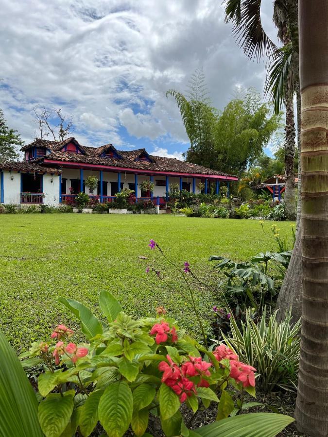 El Percal Hacienda Hotel 몬테네그로 외부 사진