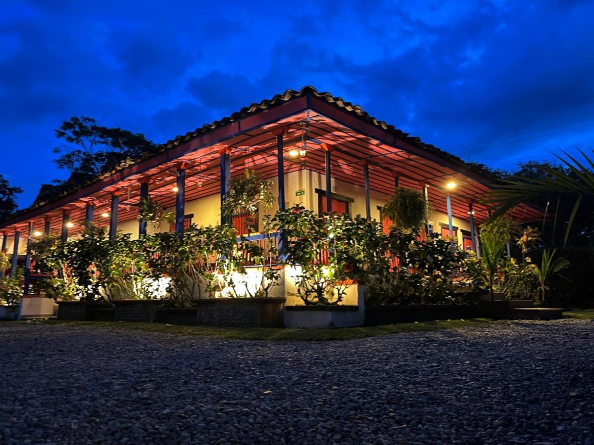 El Percal Hacienda Hotel 몬테네그로 외부 사진