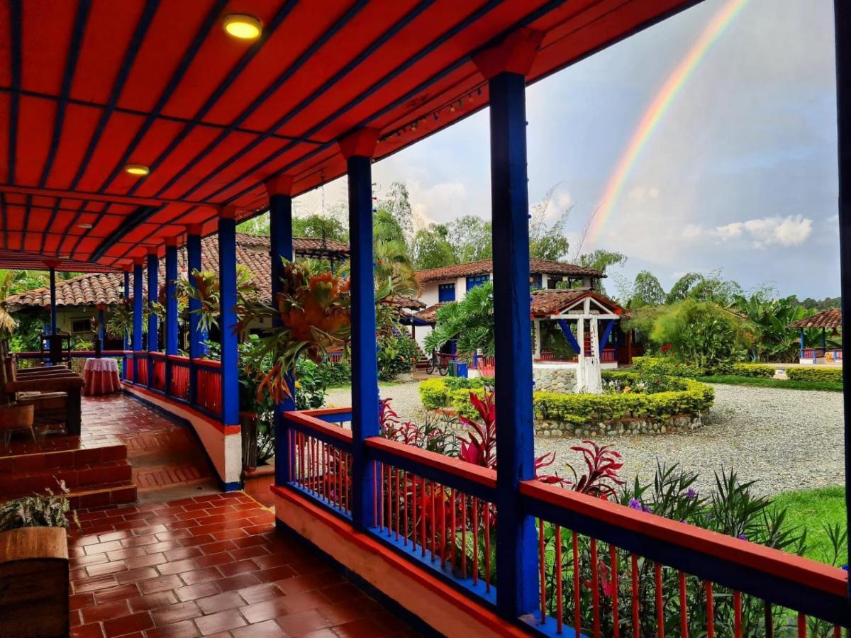 El Percal Hacienda Hotel 몬테네그로 외부 사진