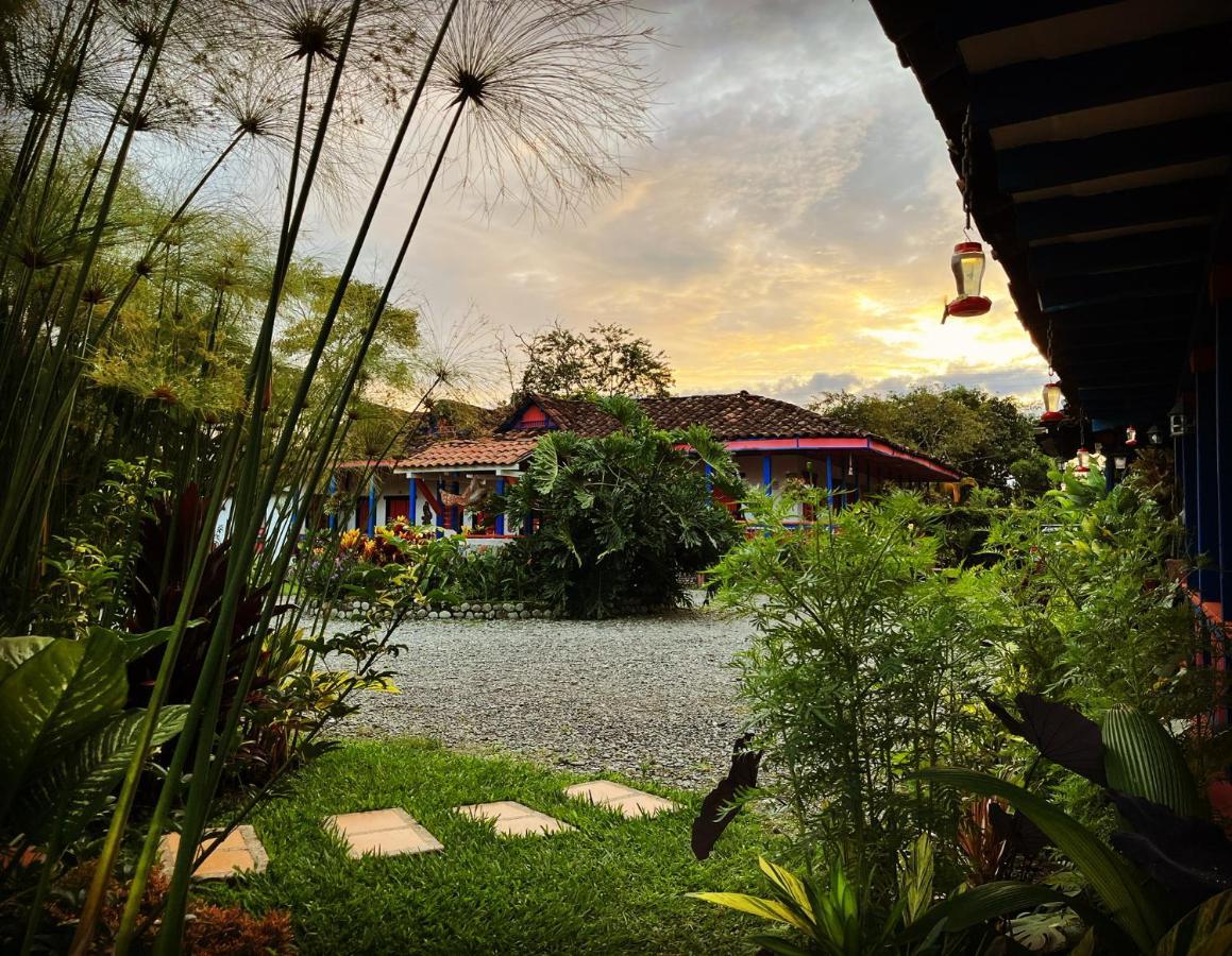 El Percal Hacienda Hotel 몬테네그로 외부 사진