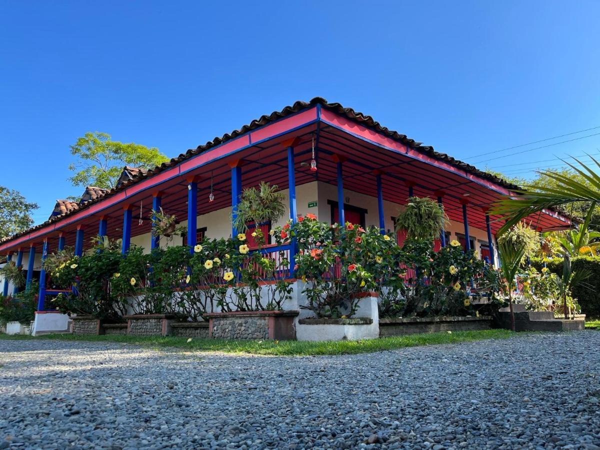 El Percal Hacienda Hotel 몬테네그로 외부 사진